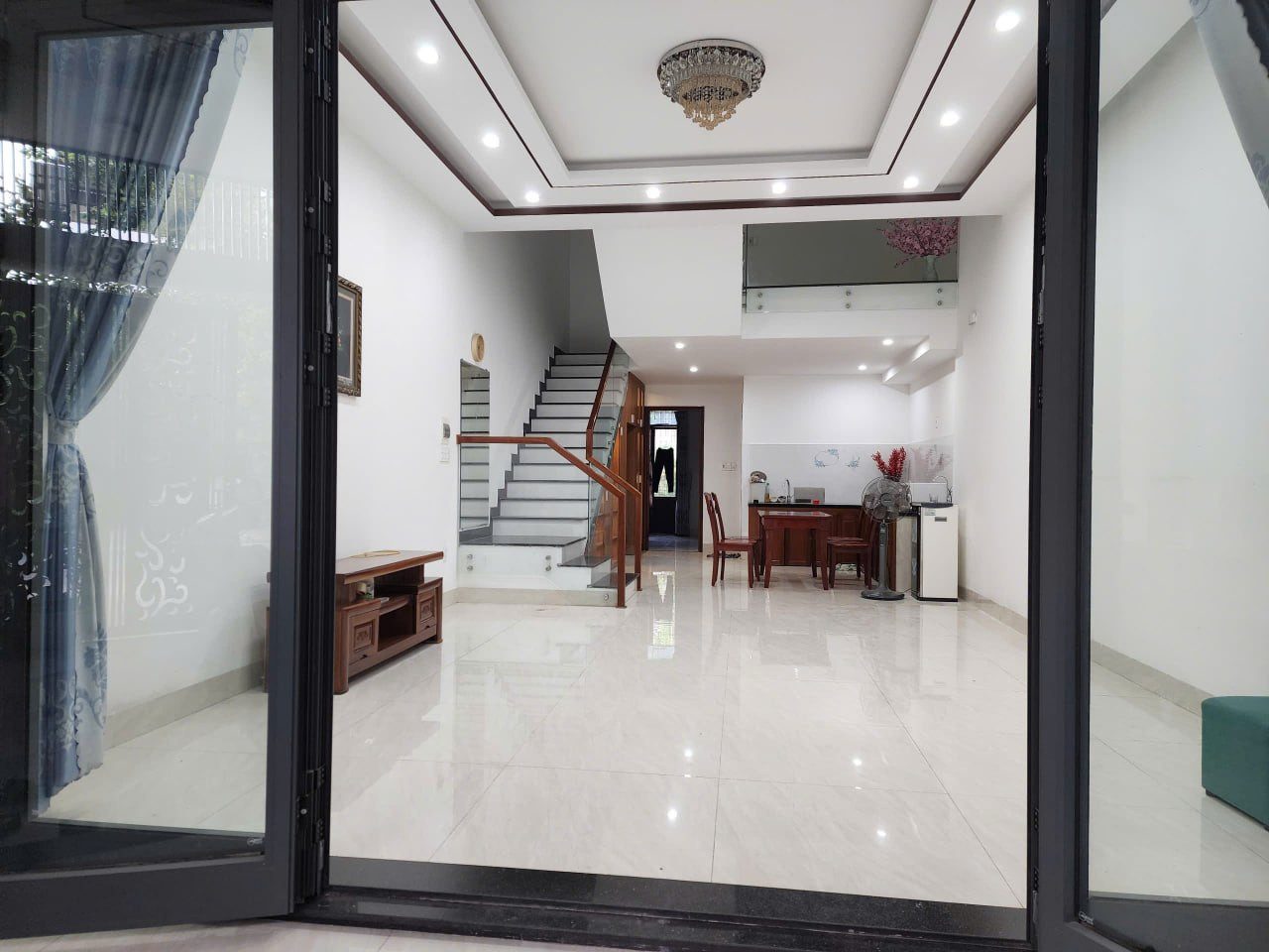 Cho Thuê Nhà 3 Tầng Mặt Tiền Đoàn Khuê, Khu Nam Việt Á