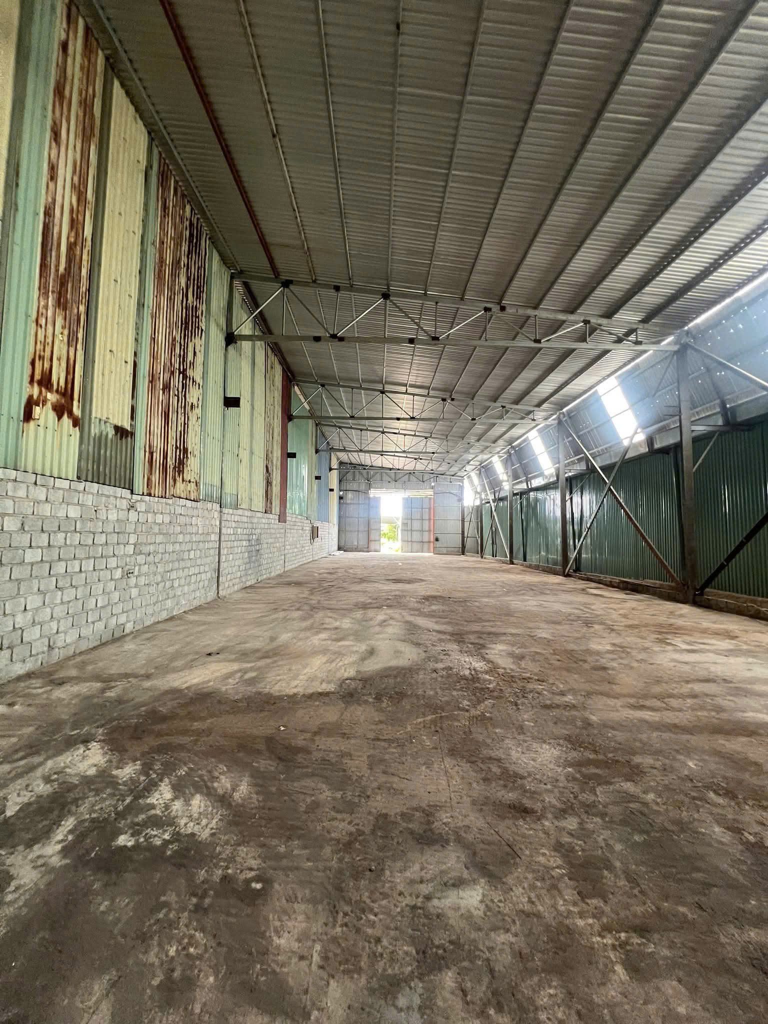 Cho thuê kho sản xuất giá tốt tại Hòa Phát, Cẩm Lệ, Đà Nẵng