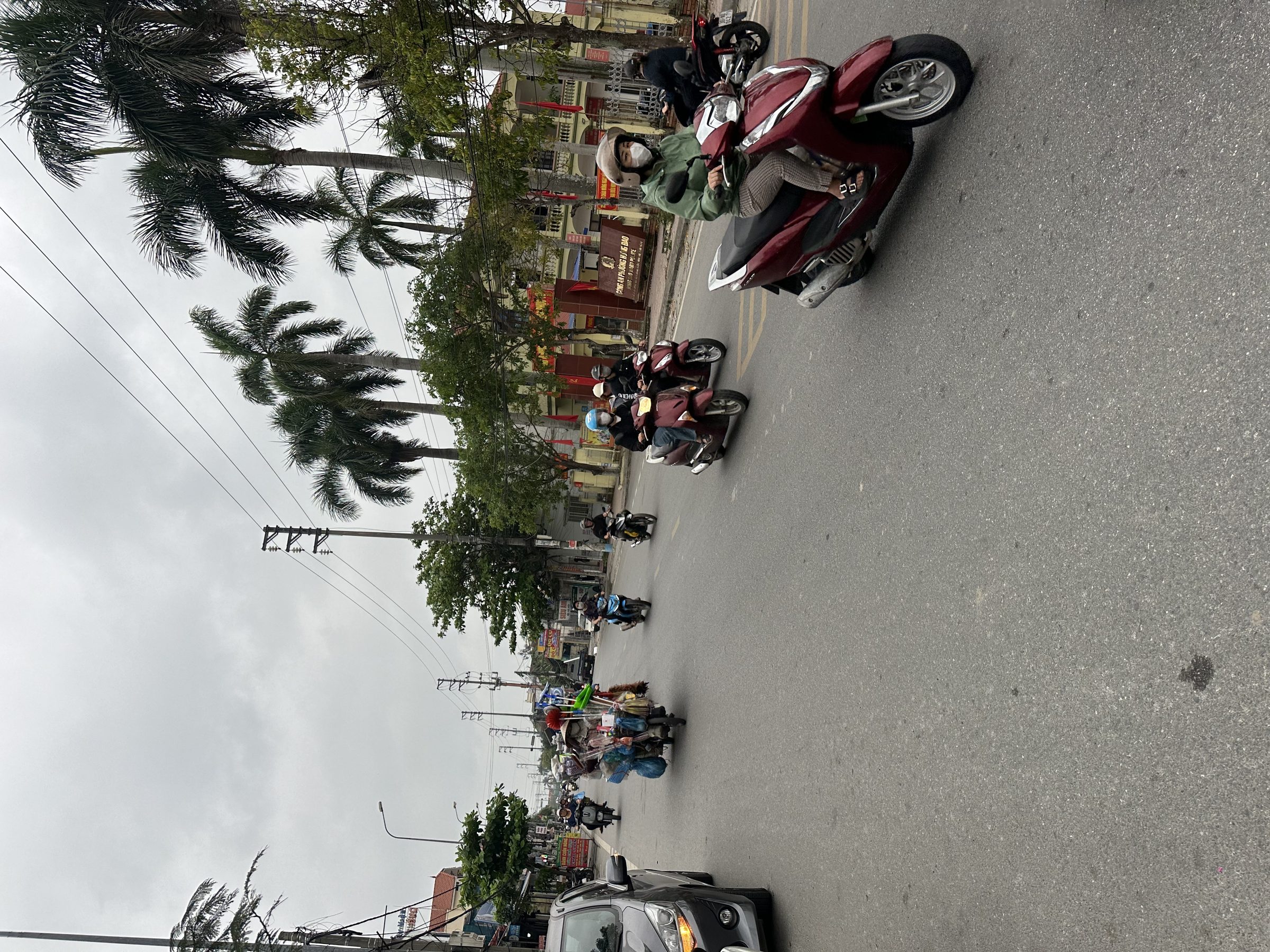 Lô đất đẹp ngay chợ Hương, giá đầu tư hấp dẫn
