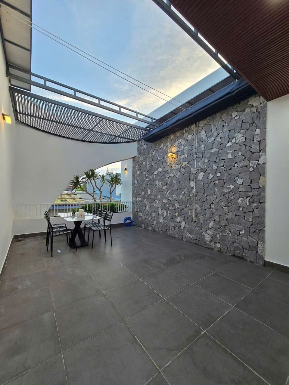 Hình 5