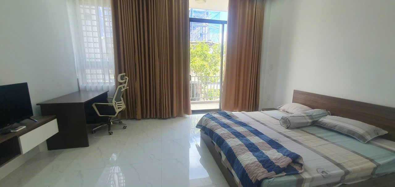 Cho thuê nhà 4 tầng Phước Trường, gần biển Phạm Văn Đồng