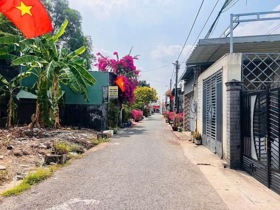 Nhà đẹp Tân Hiệp, Hóc Môn giá 720 triệu, sổ hồng riêng