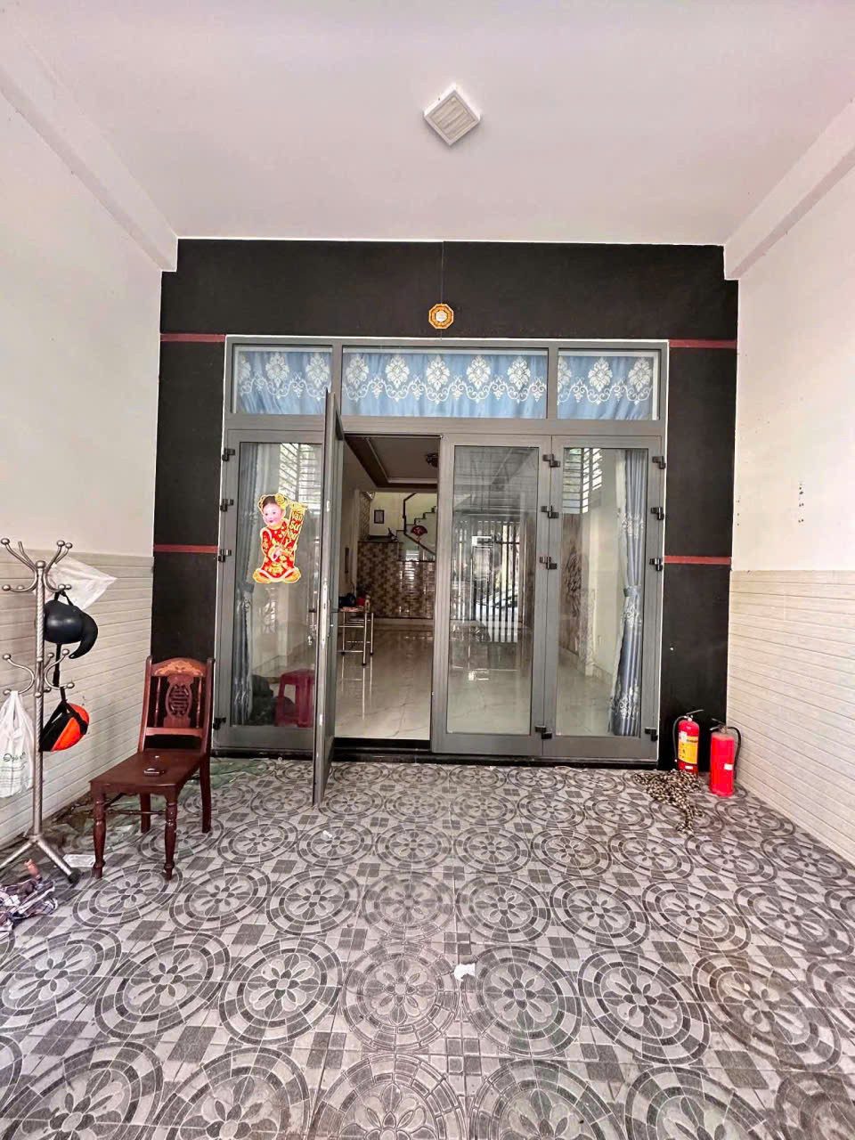 Cho thuê nhà 2 tầng mặt tiền Thanh Sơn, phường Thanh Bình