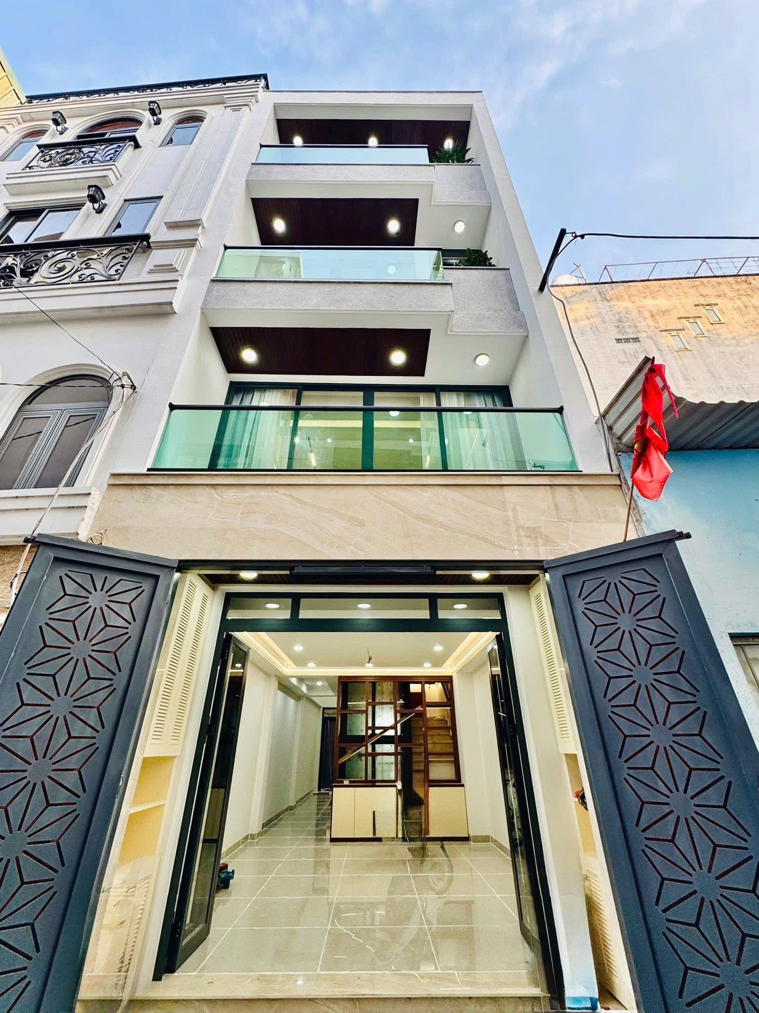 Nhà đẹp đường Tuệ Tĩnh, Q.11 - Giá 3.25 tỷ, hỗ trợ vay ngân hàng