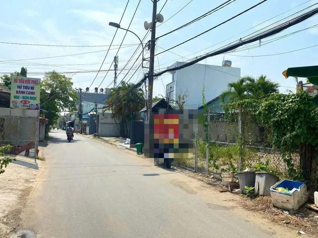 Bán đất 2Mt fuf thổ  Bưng Ông Thoàn 
11 ×55 cắt được 4 lô