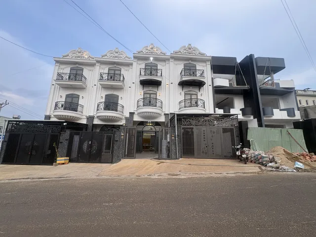 🕍 Nhà đẹp tân cổ điển mặt tiền đường nối 220 Lê Duẩn