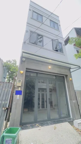 Bán Nhà ĐẸP Quận 7 cao 3 Tầng Hẻm xe hơi cần bán đi nước ngoài