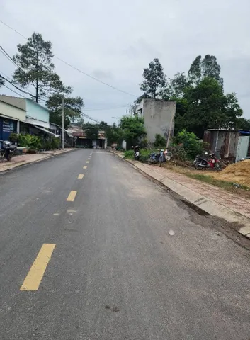 Bán đất mặt tiền nhựa xã Tân Hiệp, 125m2,  giá 3.4 tỷ
