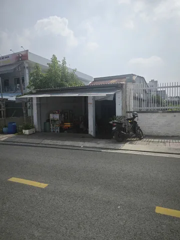 Bán nhà Đ. Phạm Văn Chèo, Thị trấn Củ Chi, 6x50m, 300m2 đường bàn cờ dân cư đông tiện ở, kinh doanh