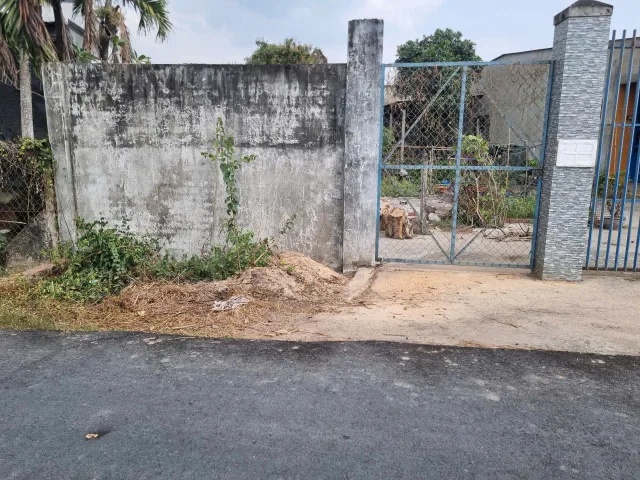 (L623) Đất mặt tiền đường 762, xã An Nhơn Tây, dt 300m2, full thổ, giá 2 tỷ 500 thương lượng