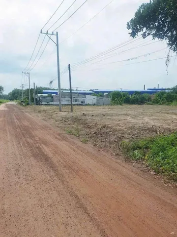 Đất mặt tiền đường liên xã 370 triệu 1 sào lh :  0877 999 765