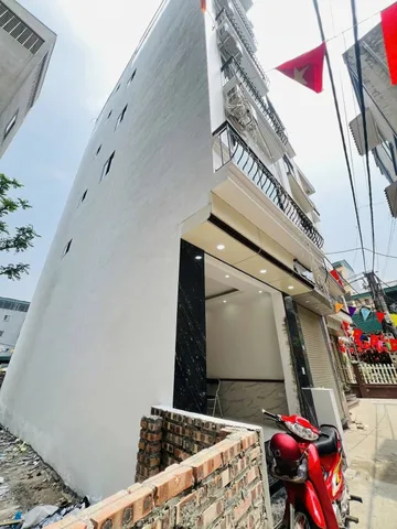Bán căn hộ DV Lai Xá, 47m2, 7 tầng thang máy, giá 10.5 tỷ