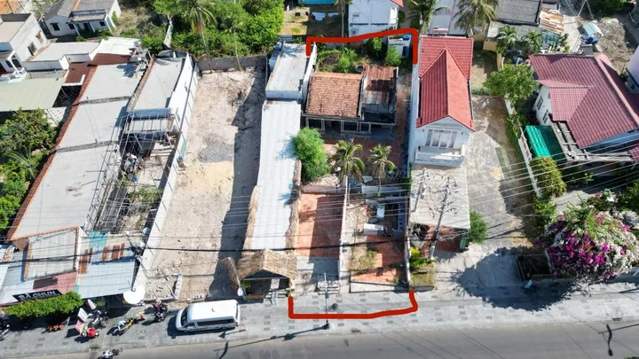Bán 550m2 có 360m2 thổ cư View biển trung tâm Hàm Tiến. Giá 25 tỷ Lvcc 0982482666