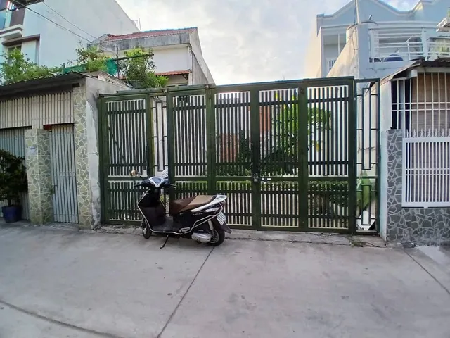 Bán đất Quận 2 đất thổ cư khu gần chợ Cây Xoài đường ô tô thông (103.9m2 ngang 5,25m)