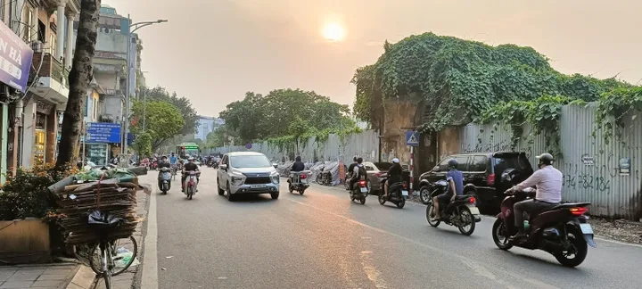 Nhà sát ngay phố Nguyễn Công Trứ, trung tâm quận HBT, gần 20 tỷ