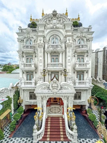 Bán Lâu Đài - 1199.1m² ngang 20m giá 300tỷ tại Quận 6