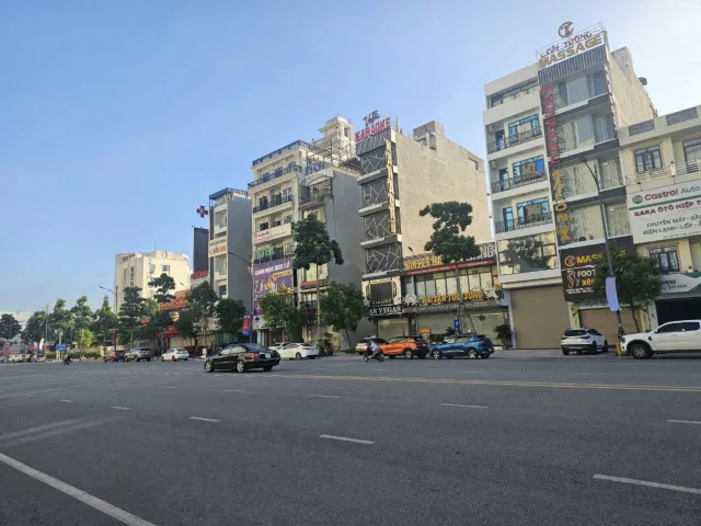 Bán đất mặt đường lý anh tông. Võ cường bắc ninh. Nhìn tổ hợp chung cư cát tường ECO