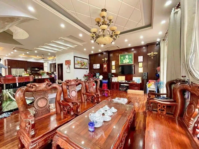 Bán biệt thự ven sông, hiệp bình chánh - 204m2 - giá 35 tỷ
