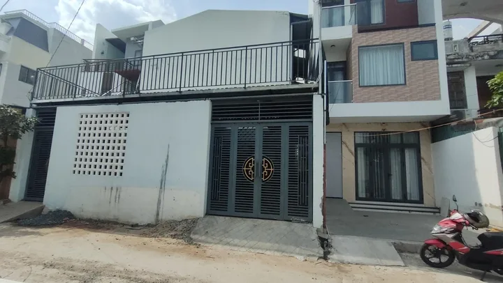 Bán căn hộ dịch vụ, đường số 36, linh đông - 245m2 - giá 18 tỷ TL