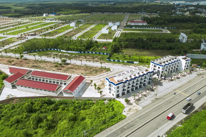 🚀 ALANA CITY – TÂM ĐIỂM BĐS CÔNG NGHIỆP MỚI TẠI PHƯỚC HÒA – TP.HCM 💥  Thanh toán 30% ký HĐMB  GIÁ CHỈ TỪ 330TR – Hỗ trợ vay 50%