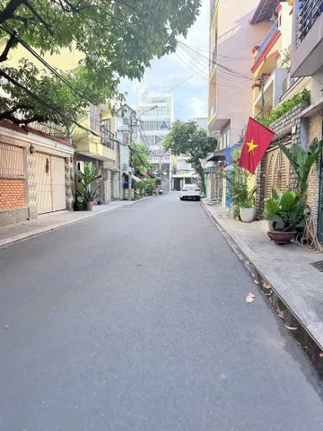 Ngay Ga T3 - TÂN BÌNH, xe hơi ngủ nhà - 85m2, 3 tầng BTCT, hẻm 2 xe hơi tránh nhau, 15 tỷ.