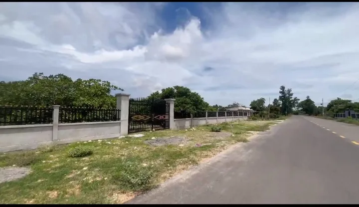 Bán 4100m2 có 700m2 đất ở, ngang 80m đường nhựa trần bình trọng. Giá 5triệu/m2 Lvcc 0982482666