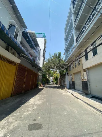 Bán nhà gấp 5 Tầng HXH Thoại Ngọc hầu tân phú