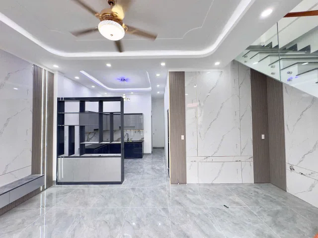 Bán Nhà Mới Xây Trung Tâm Biên Hoà, hoàn công , Thổ cư, Chỉ 2Tỷ9