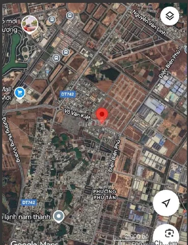 Mặt tiền đường Võ Văn Kiệt, ngay trung tâm TP mới, giá tốt