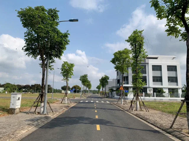 Bán đất nền Quận 9 - Mặt tiền đường lớn - 80m2 - Full thổ cư - Sổ riêng từng nền - Giá 29 triệu/m2