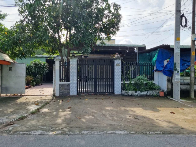 (L755) Nhà mặt tiền Bến Lội, xã Phú Hòa Đông, dt đất 442m2, giá 4 tỷ 368