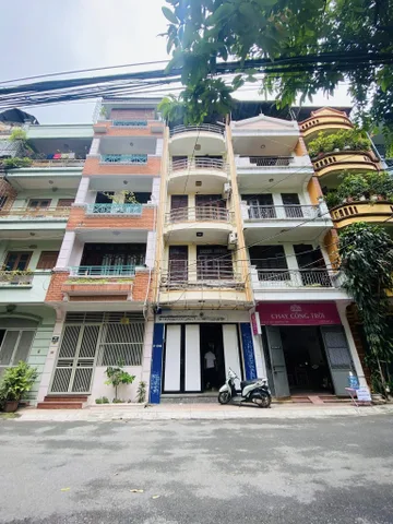 BÁN NHÀ PHÂN LÔ NGÕ 13 ĐƯỜNG KHUẤT DUY TIẾN. 65M2 - 5 TẦNG. GARA Ô TÔ.