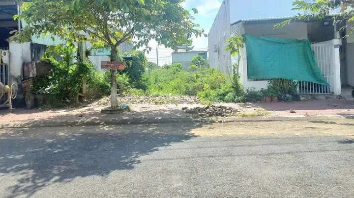 Bán đất 110.8m² ngang 5m giá 1.5 tỷ Phường Tân Ngãi