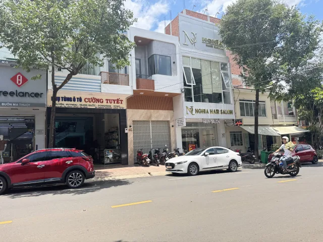 Bán nhà Nguyễn Thị Minh Khai 66.5m² ngang 4m giá 11 tỷ Phường Buôn Ma Thuột