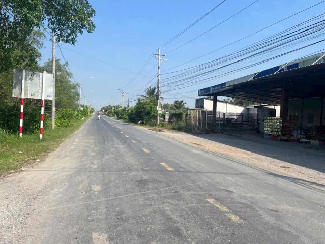 🌈🌈 450m² đất vườn + 300m² thổ cư - ấp 1, Bình Đức(cách DT816 300m)