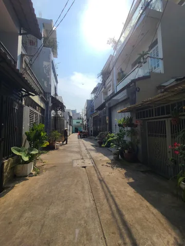 Bán nhà 2 TẦNG HXH Đ, số 2 BHH BÌNH TÂN