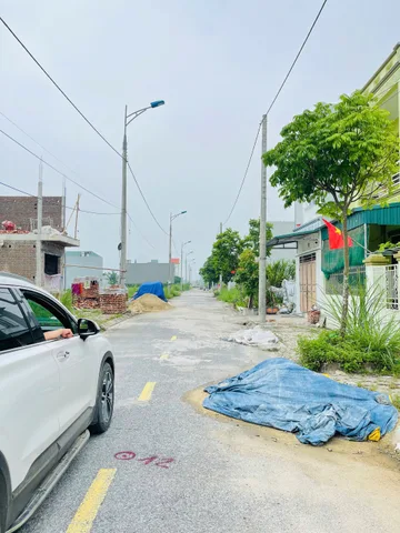 Bán đất 89.9m² ngang 4,5m giá 1.85 tỷ Phường Châu Sơn