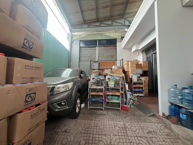 Bán nhà 95m² có sẵn 81m² thổ cư ngang 4.5m giá 6.5 tỷ tại Phường Tân Thới Nhất Quận 12