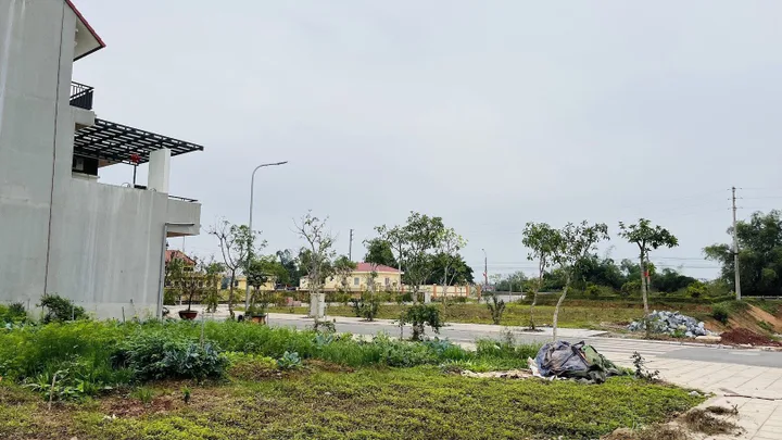 🔥 SIÊU PHẨM LÔ GÓC HƠN 200M² – VIEW TRỰC DIỆN KHU CÔNG NGHIỆP 🔥