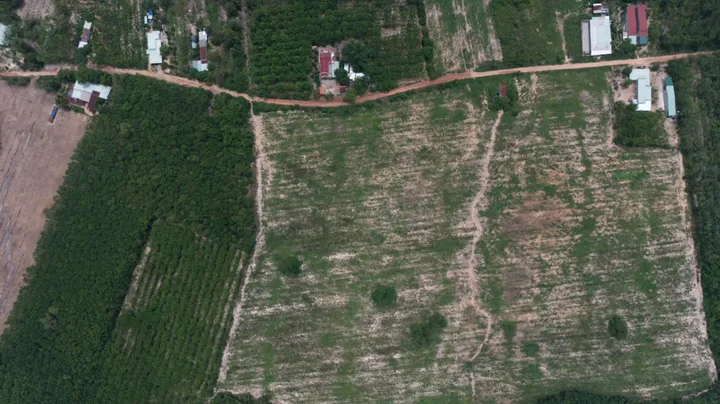 Bán đất 40000m² ngang 130m giá 4 tỷ Xã Long Hòa