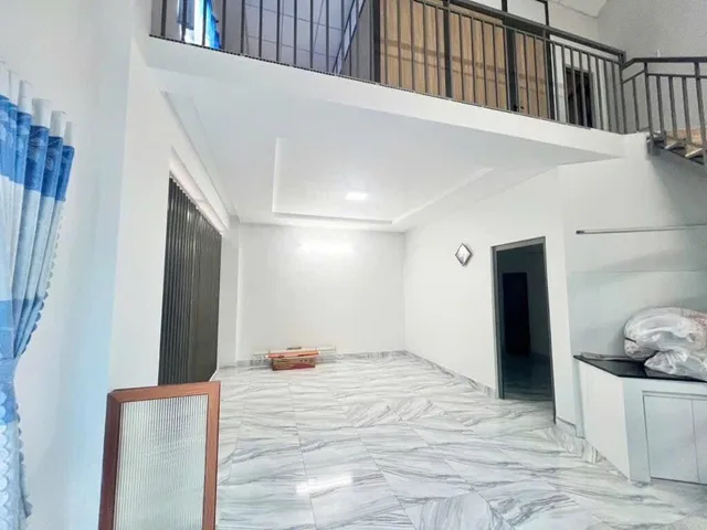 Bán nhà 2 tầng 51m2 - Hồ Văn Long, sát chung cư Lê Thành - đường nhựa 8m - giá hơn 3 tỷ