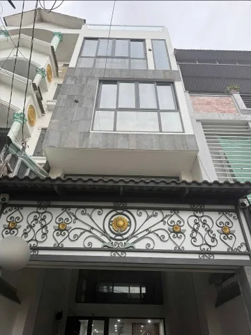 Bán nhà 80m² ngang 4m giá 10.9 tỷ Phường Tân Sơn