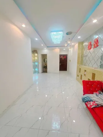 Bán chung cư Nguyễn Chí Thanh - 62m2, 2PN - thang máy, view đẹp - đã có sổ hồng - hơn 3 tỷ