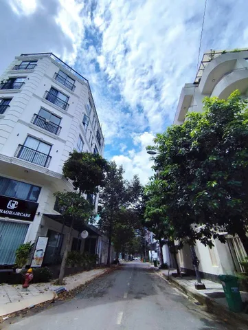 Bán đất 196,9m² ngang 10m giá 41 tỷ Phường Cát Lái