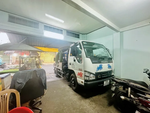 Bán nhà 100m² ngang 5.3m giá 10.5 tỷ Phường Phú Thạnh