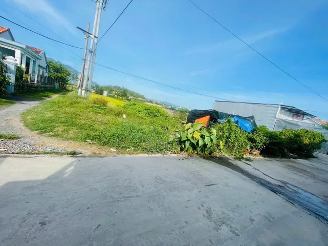 0763615365 Bán đất 143,8m² giá 500 triệu Phường Hòa Thắng