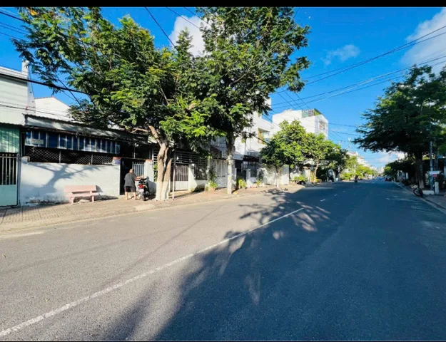 Bán đất 103.9m² ngang 5m giá 8.3 tỷ Phường Nam Nha Trang