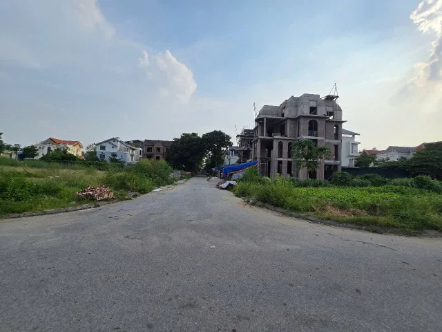 Bán 342.4m đất lô góc biệt thự. Dãy A. Khu đô thị an huy. Phường vũ ninh bắc ninh