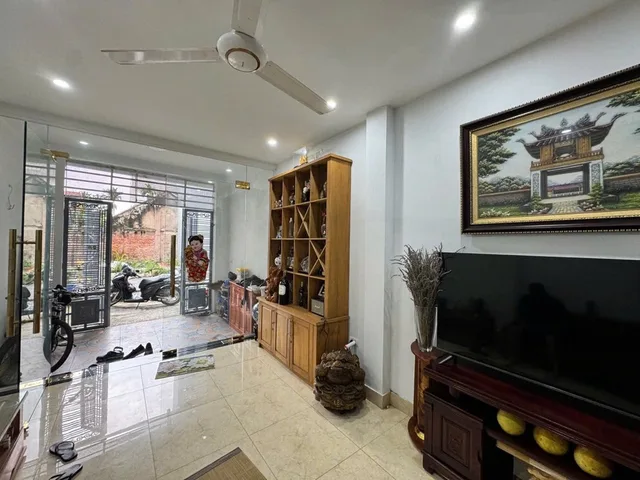BÁN NHÀ 48M2 * 3 TẦNG TẠI ĐÔNG DƯ, GIA LÂM