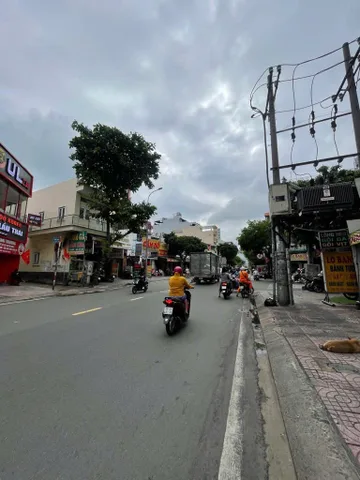 Tòa nhà 5 tầng MT đường Gò Dầu, 216m2, ngang 10m, Doanh thu hơn 2 tỷ